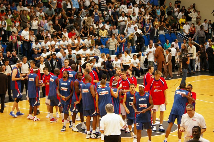 Basket Tournoi de Paris France Russie: Basket - France Russie 19 08 2007 - 083